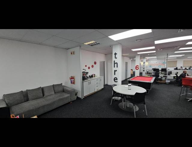 BUSINESS PROPERTY TO RENT IN HALFWAY GARDENS